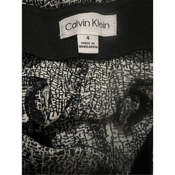 Calvin Klein pull-up stretch pants, black and white - Picture 5 of 5